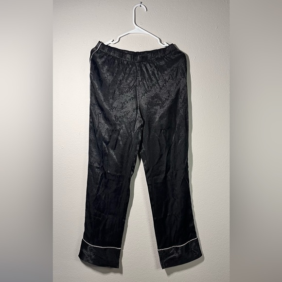 VS pajama set - M /170/96A - Picture 6 of 8